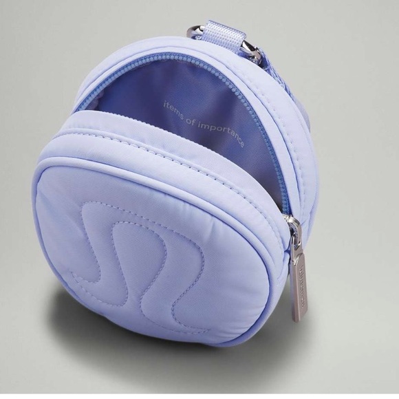 Lululemon Logo Pouch - Picture 2 of 12